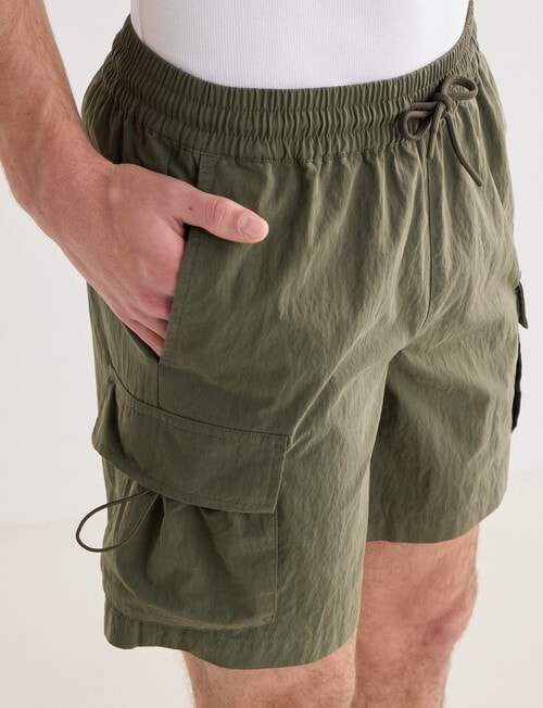 Tarnish Manhattan Cargo Short, Khaki product photo View 05 L