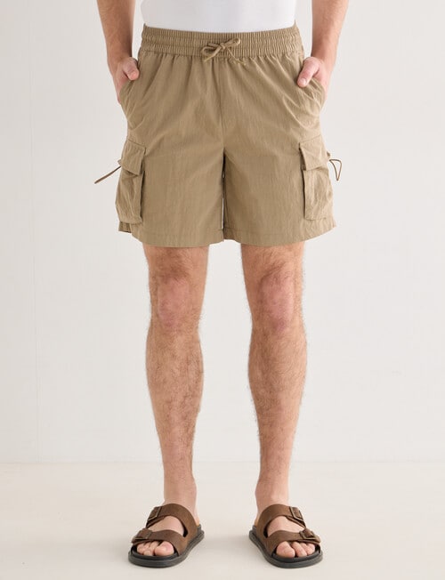 Tarnish Manhattan Cargo Short, Tan product photo View 05 L