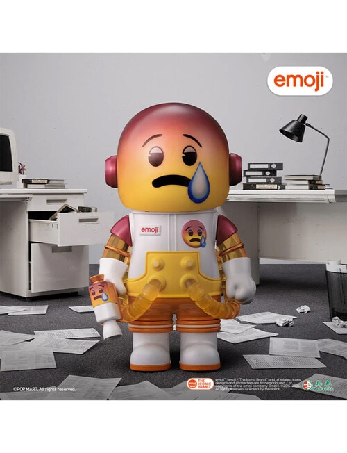 Pop Mart Mega Space Molly 100% x Emoji Series product photo View 09 L