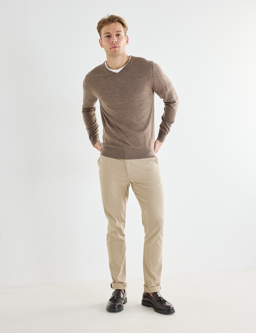 North South Merino Merino V-Neck Jumper, Fawn product photo View 03 L