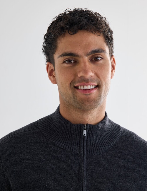 North South Merino Merino Milano 1/4 Zip Jumper, Charcoal product photo View 05 L