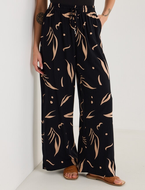 Zest Holiday Pant, Graphic Print Black product photo