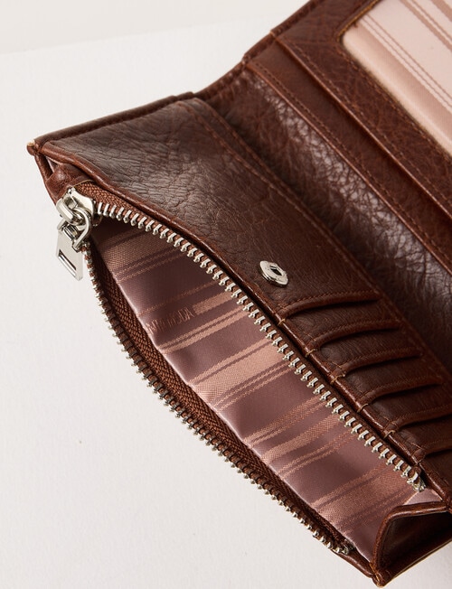 Pronta Moda Faux Straw Med Wallet, Tan & Brown product photo View 04 L