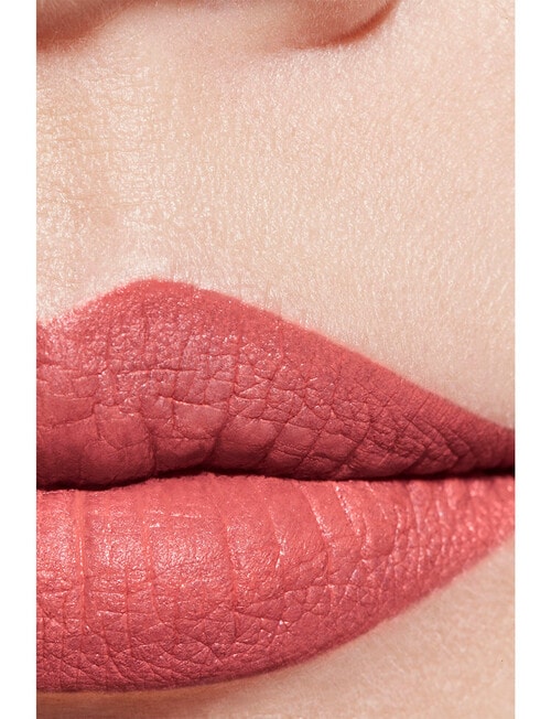 CHANEL ROUGE ALLURE VELVET Luminous Matte Lip Colour product photo View 05 L