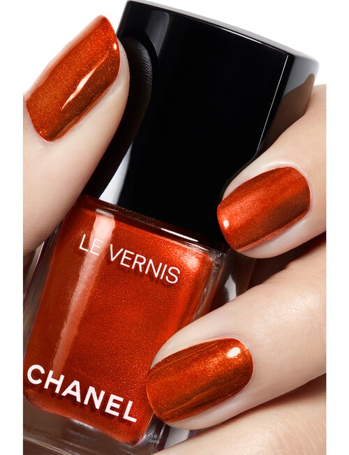 CHANEL LE VERNIS Nail Colour product photo View 06 L