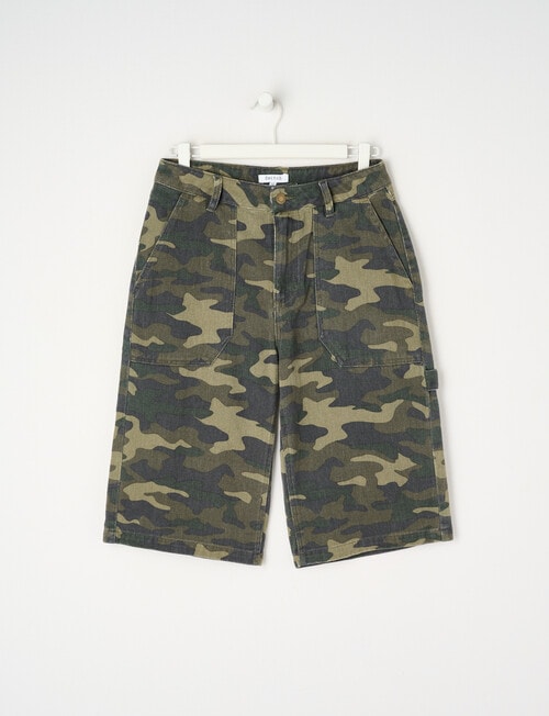 Switch Camo Super Baggy Denim Jort, Green - Shorts