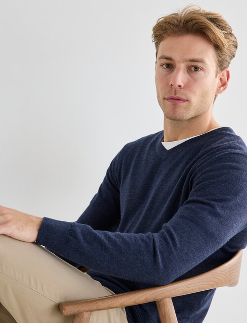 North South Merino Merino V-Neck Jumper, Navy Marle product photo View 06 L