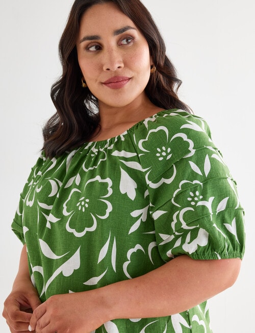 Studio Curve Linen Blend Gathered Raglan Top, Apple Floral product photo View 04 L