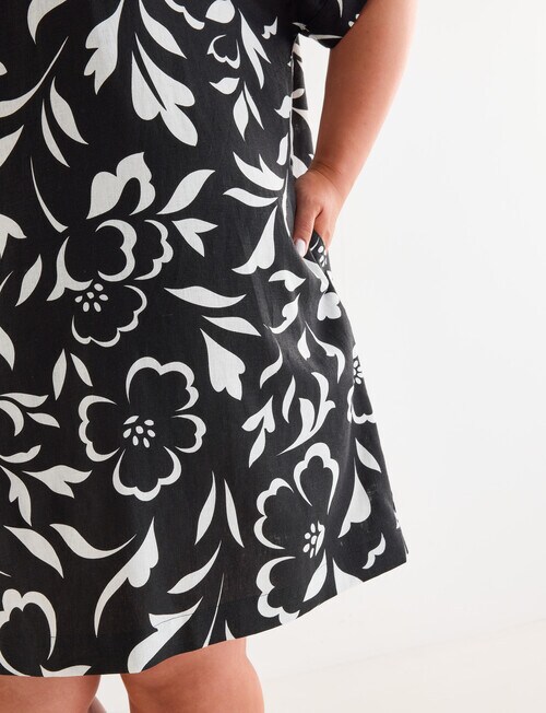 Studio Curve Linen Blend Collared Shift Dress, Black Floral product photo View 05 L