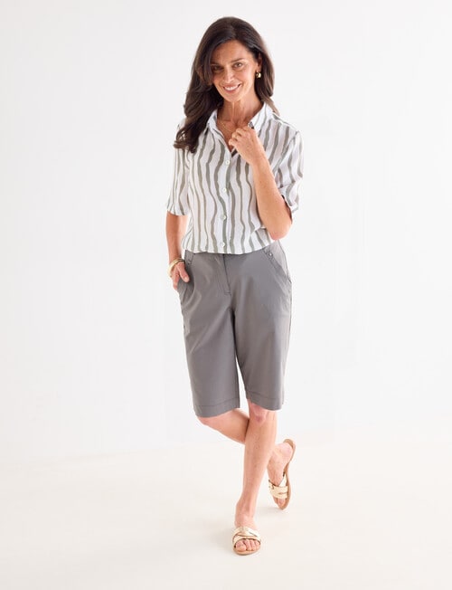 Ella J Classic Shorts, Sage product photo View 03 L