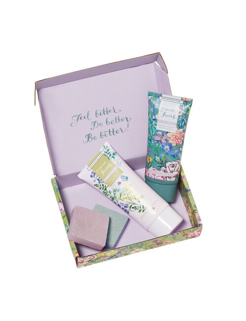 Heathcote & Ivory Flower of Focus Pick Me Up Set product photo View 02 L