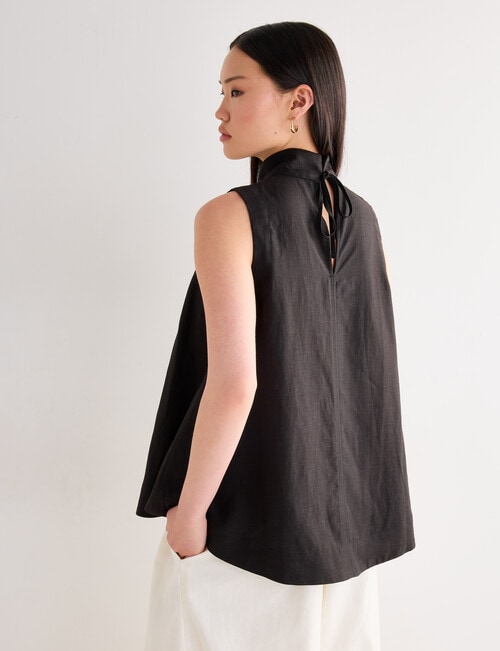 State of play Yara High Neck Top, Black product photo View 02 L