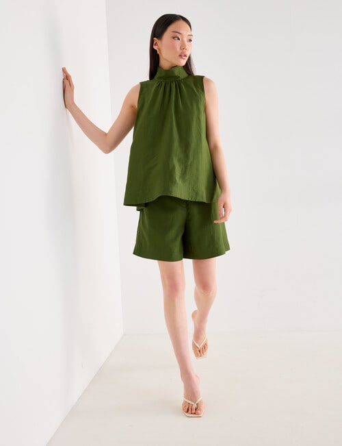 State of play Yara High Neck Top, Green product photo View 03 L