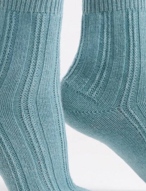 Levante Angelina Wool Cashmere Cable Crew Sock, Seaglass product photo View 05 L