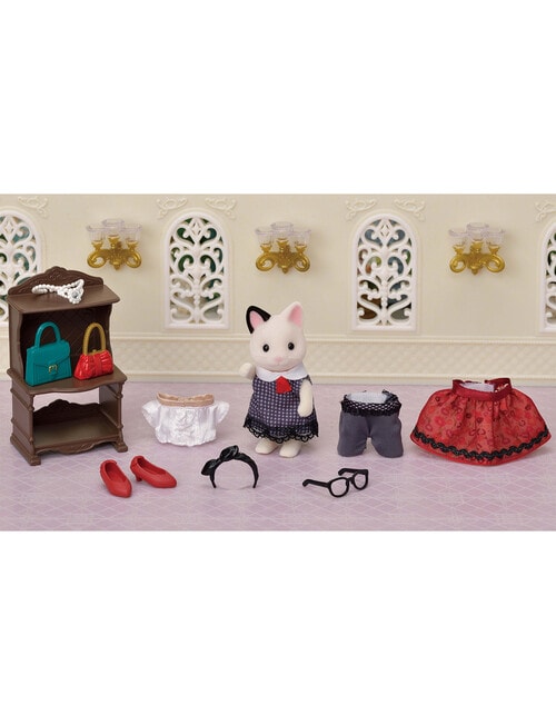 Sylvanian Families Fashion Play Set Town Girl Series Tuxedo Cat Net product photo View 02 L
