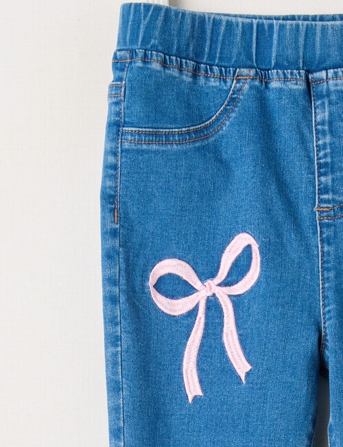 Mac & Ellie Embroidered Bows Flare Jegging, Mid Blue product photo View 02 L