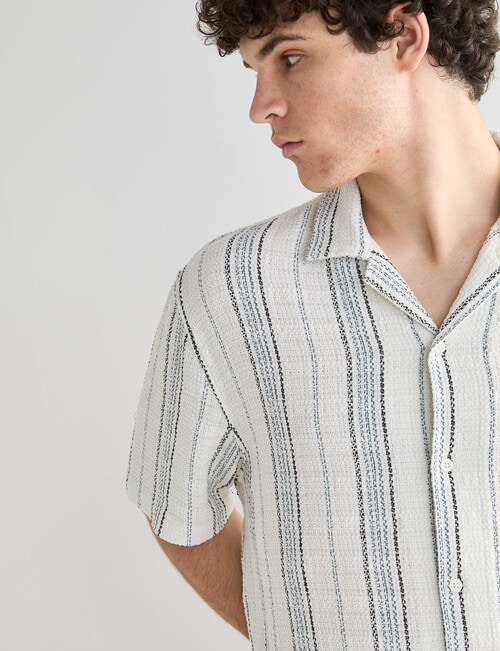 Tarnish Stripe Stone St, Grey product photo View 04 L