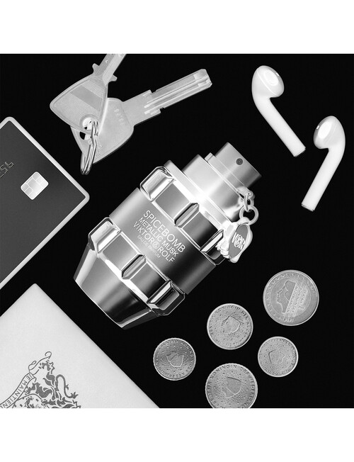 Viktor & Rolf Spicebomb Metallic Musk Eau de Parfum product photo View 04 L