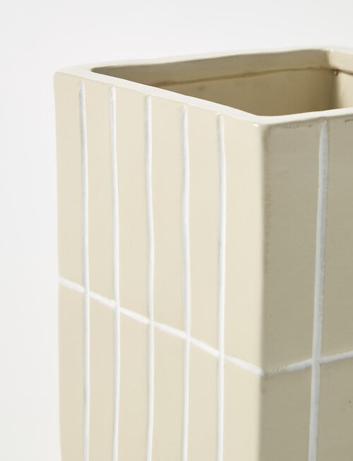 M&Co Selva Pot product photo View 06 L