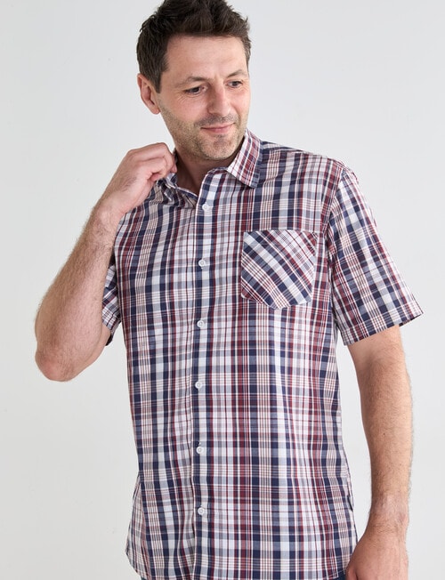 Chisel Mason Short Sleeve Shirt, Maroon product photo