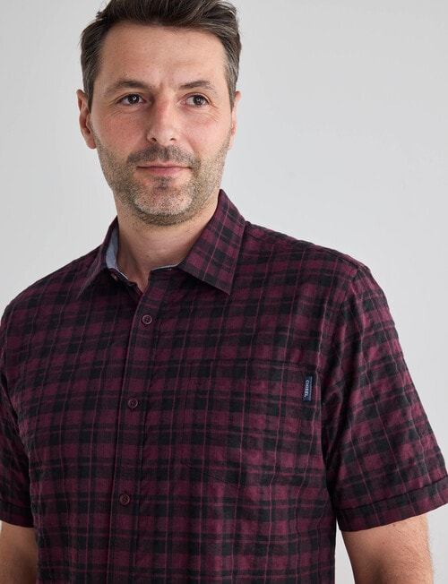 Chisel Seersucker Short Sleeve Shirt, Maroon product photo View 04 L