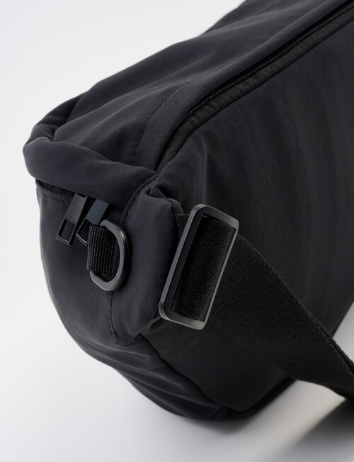 Oversized Cross Body Bag, Black product photo View 04 L