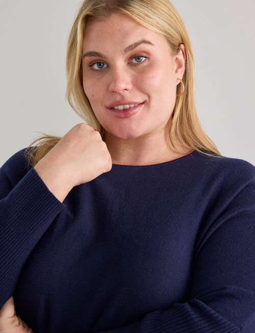 North South Curve Merino Blend Curve Hem Jumper, Midnight product photo View 05 L