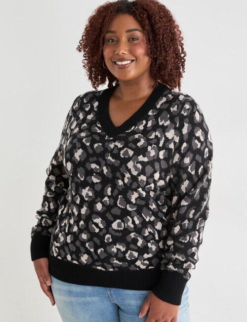 North South Curve Merino Blend V-Neck Sweater, Animal product photo View 05 L