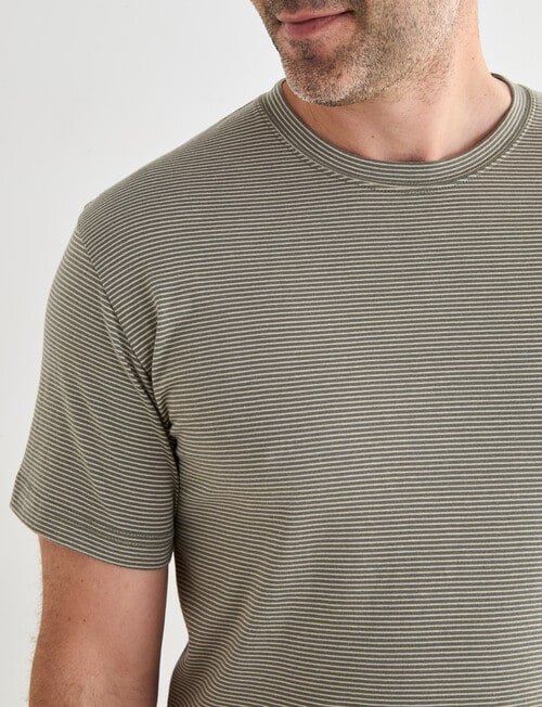 Chisel Ultimate Crew Tee, Rock Stripes product photo View 04 L