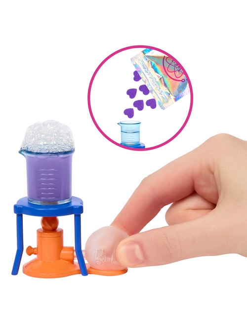 Barbie Deluxe Career: Scientist product photo View 03 L