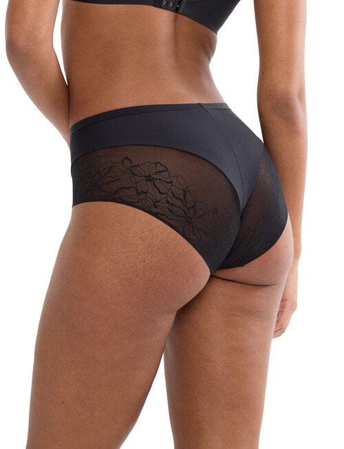 Triumph Comfort Shaping Lace Maxi Brief, Black product photo View 02 L