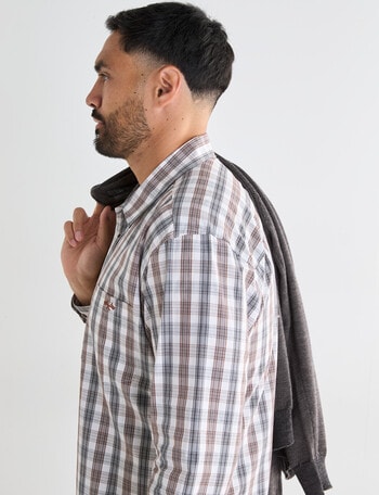 Logan Emmet Long Sleeve Shirt, Olive product photo