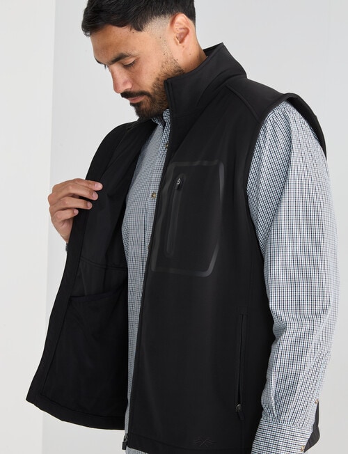 Logan Quantum Vest, Black product photo View 06 L