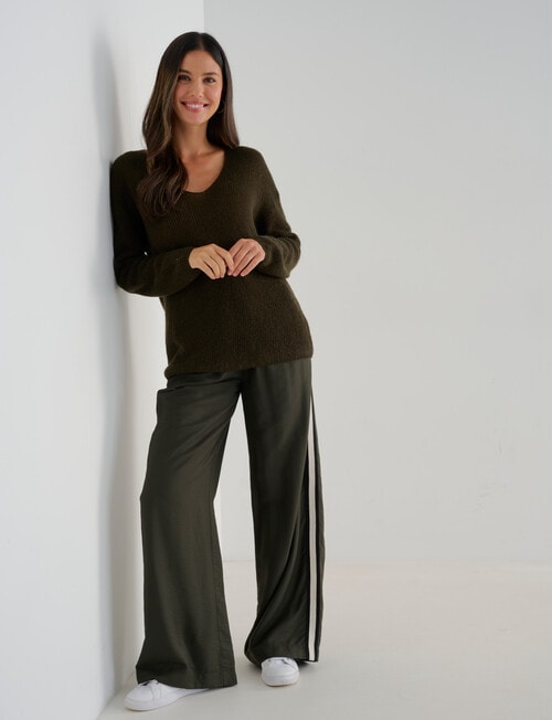 Whistle Fluffy Jumper V Neck, Olive Night product photo View 03 L