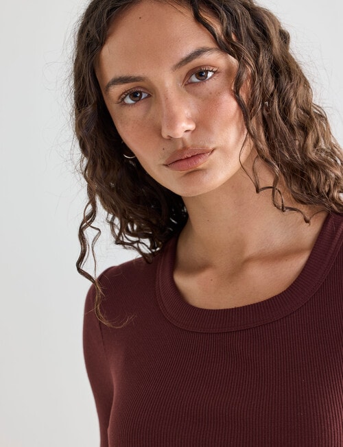 Mineral Hazel Rib Crew Long Sleeve Top, Pomegranate product photo View 04 L