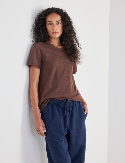 Zest Organic Cotton Short Sleeve Tee, Chocolate product photo