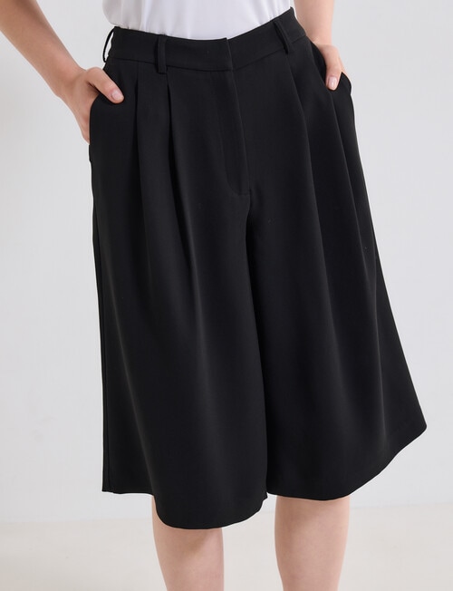 State of play Dylan Longline Short, Black product photo