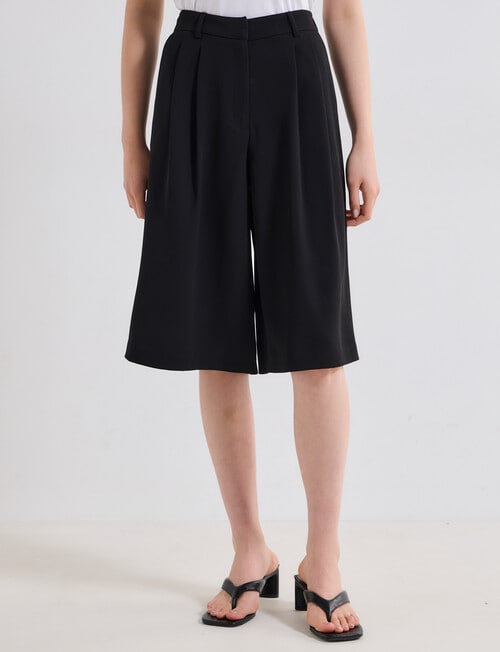 State of play Dylan Longline Short, Black product photo View 07 L