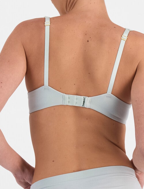 Berlei Barely There Beathe T-Shirt Bra Luxe, Spring Rain, B-E product photo View 04 L