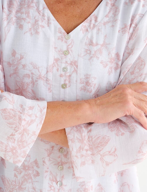 Ella J 3/4 Sleeve Button Detail Top, Pink Sketch Print product photo View 04 L