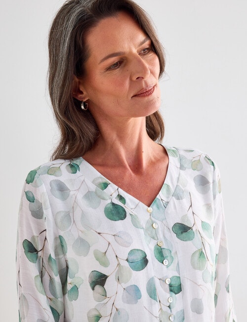 Ella J 3/4 Sleeve Button Detail Top, Sage Leaf Print product photo View 04 L