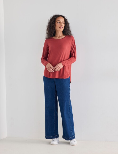 Bodycode Long Sleeve Boxy Tee, Rust product photo View 03 L