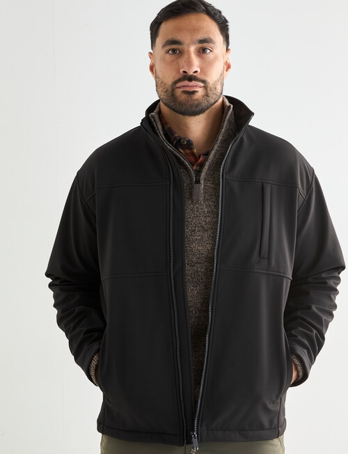 Kauri Trail Tucker Softshell Jacket, Black product photo
