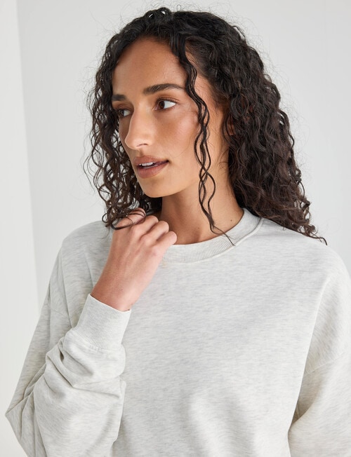 Zest Lounge Loop Back Crew Neck Sweatshirt, Oat Melange product photo