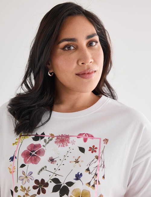 Denim Republic Curve Wild Flower Print Tee, White product photo View 05 L