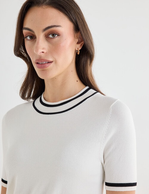 Oliver Black Mock Neck Tipped Jumper, Ivory & Black product photo View 05 L