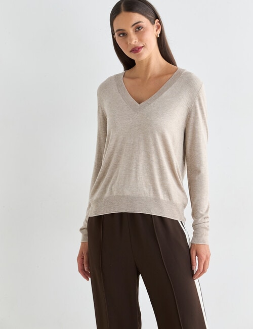 Whistle Lightweight V-Neck Jumper, Oat product photo View 05 L