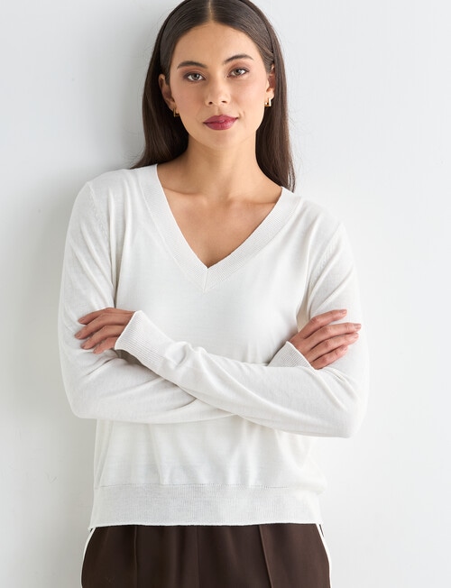 Whistle Lightweight V-Neck Jumper, Winter White product photo