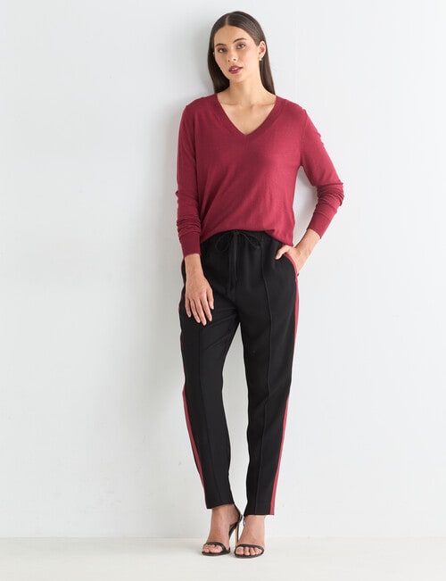Whistle Lightweight V-Neck Jumper, Sangria product photo View 03 L