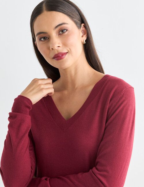 Whistle Lightweight V-Neck Jumper, Sangria product photo View 04 L